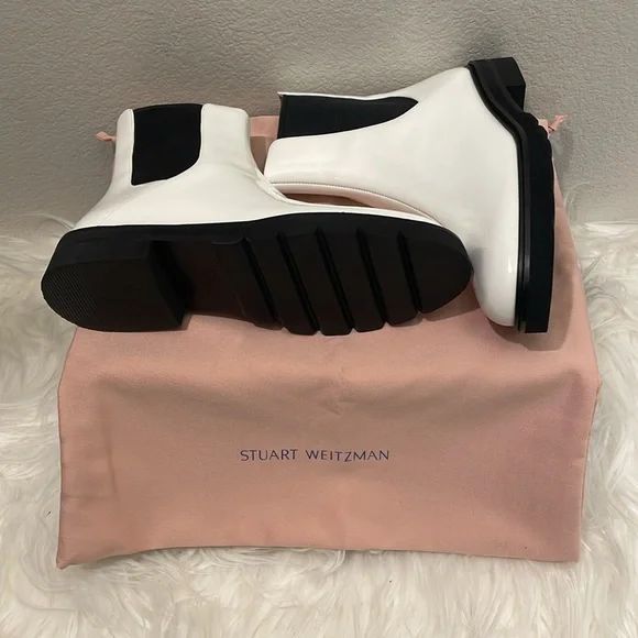 Stuart Weitzman Dylan Chelsea Boot White Patent Leather Size 7 NWT